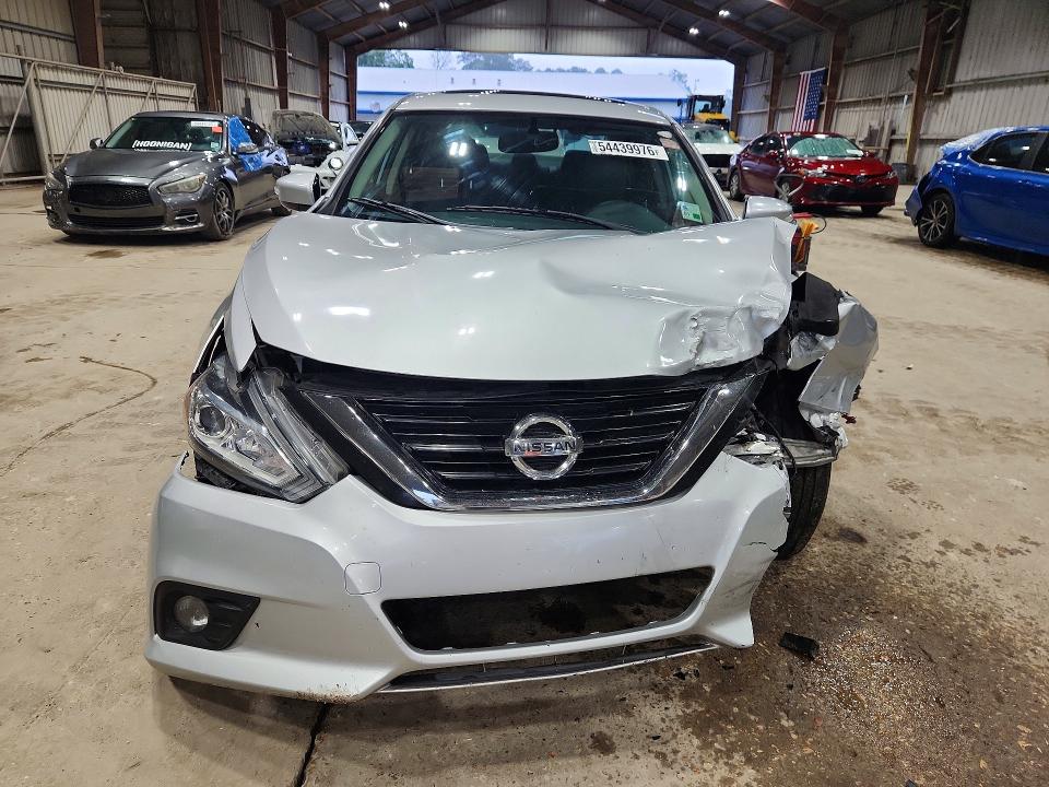 Продаж на аукціоні авто 2017 Nissan Altima, vin: 1N4AL3AP4HC129139, номер лоту: 54439976