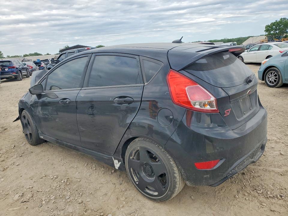 53272696 :رقم المزاد ، 3FADP4GX9GM167283 vin ، 2016 Ford Fiesta مزاد بيع