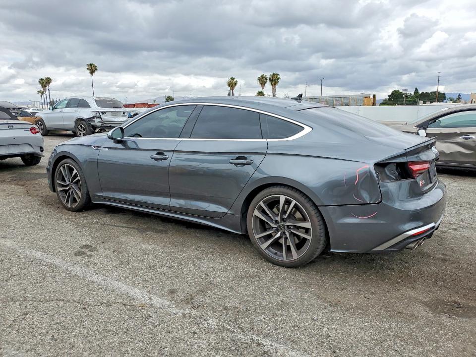 54552046 :رقم المزاد ، WAUA4CF56NA028154 vin ، 2022 Audi S5 مزاد بيع
