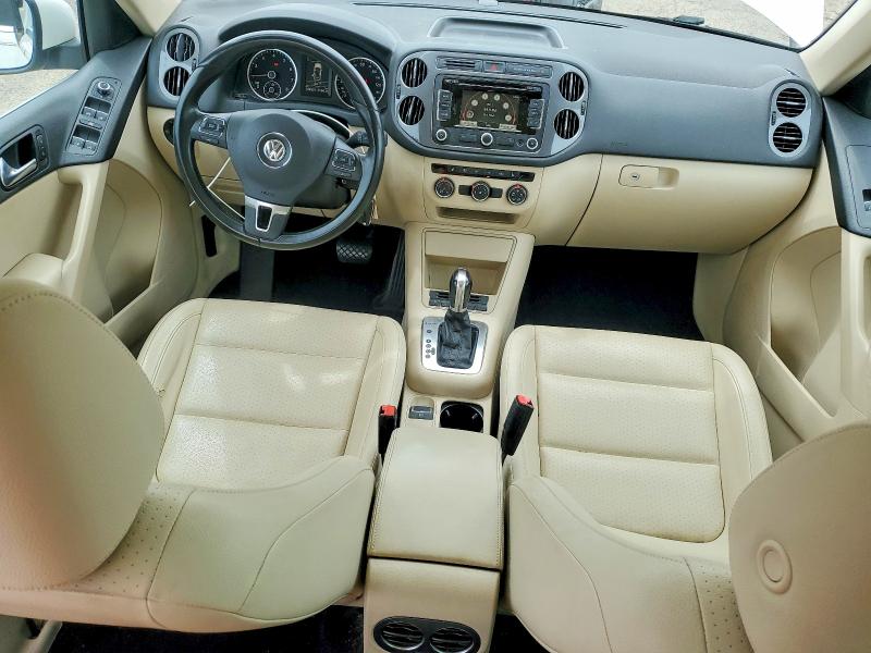 2013 Volkswagen Tiguan მანქანა იყიდება აუქციონზე, vin: WVGBV3AX9DW607830, აუქციონის ნომერი: 53264886