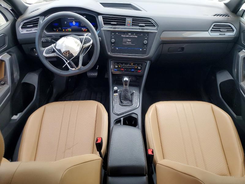 48520556 :رقم المزاد ، 3VV3B7AX5NM107482 vin ، 2022 Volkswagen Tiguan مزاد بيع