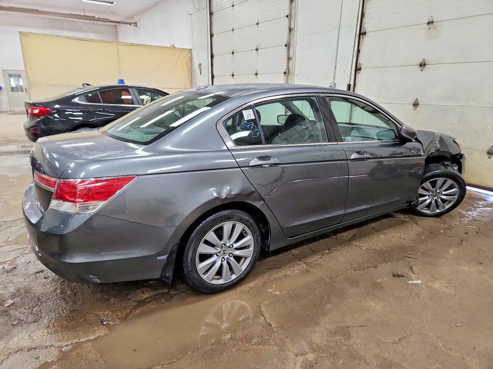 2011 Honda Accord მანქანა იყიდება აუქციონზე, vin: 1HGCP2F81BA119241, აუქციონის ნომერი: 54606496