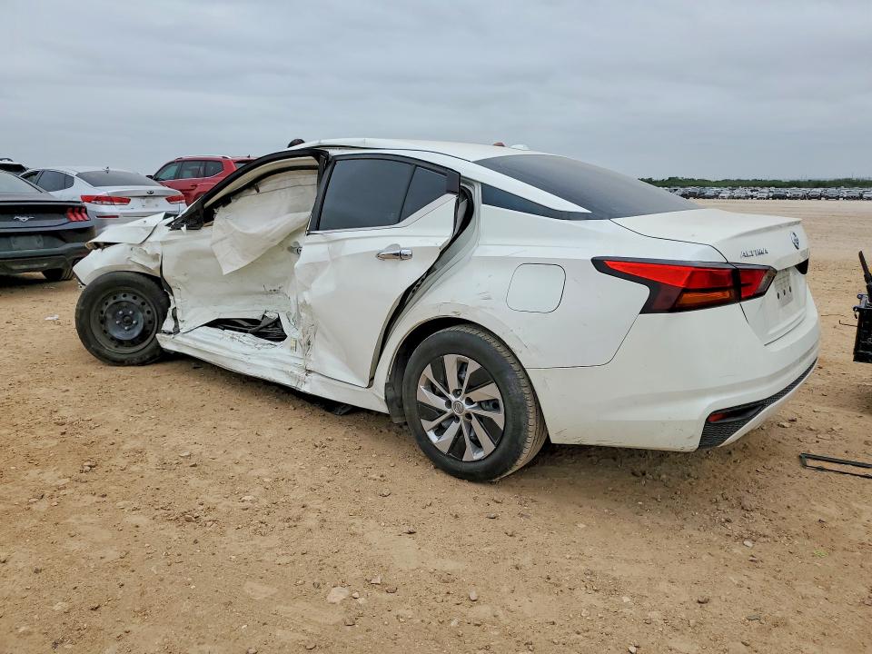53089046 :رقم المزاد ، 1N4BL4BV2KC169525 vin ، 2019 Nissan Altima مزاد بيع
