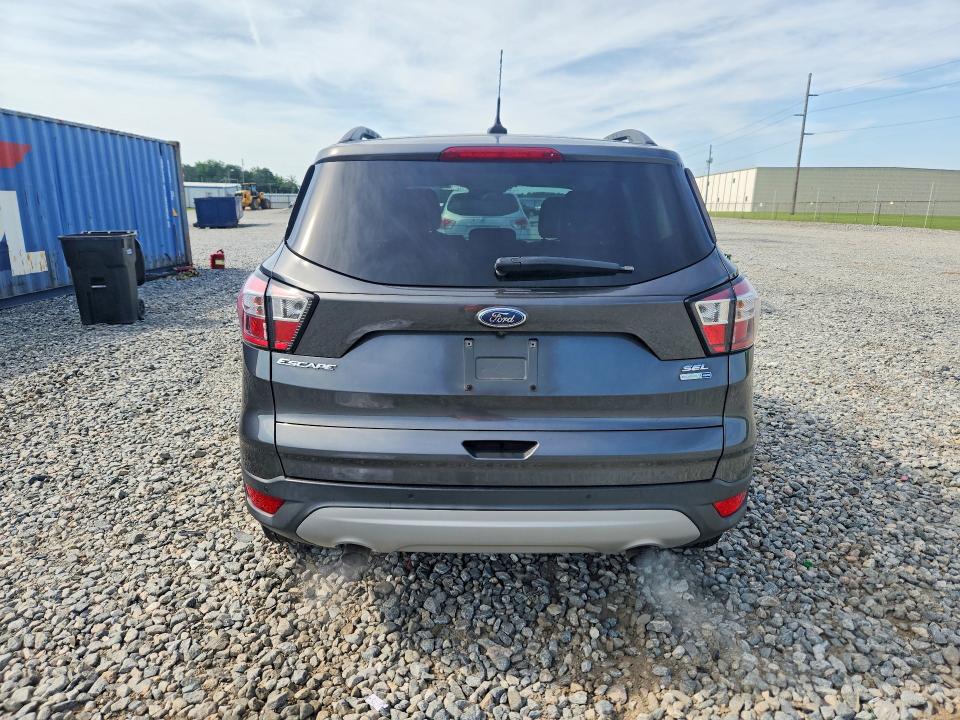 54530636 :رقم المزاد ، 1FMCU9HD4JUB87200 vin ، 2018 Ford Escape مزاد بيع