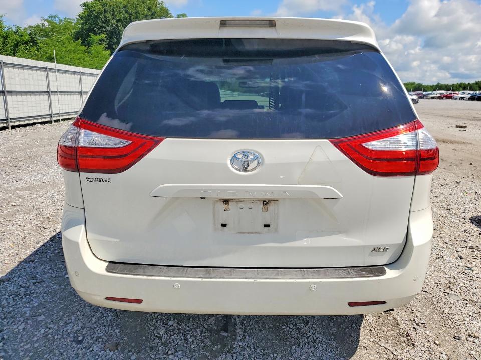 Aukcja sprzedaży 2017 Toyota Sienna, vin: 5TDYZ3DC5HS832862, numer aukcji: 55362826