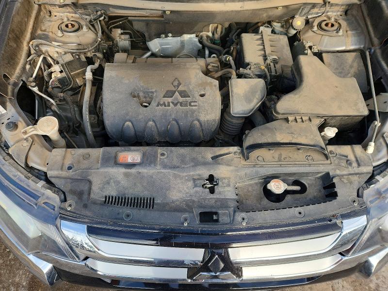 2018 Mitsubishi Outlander მანქანა იყიდება აუქციონზე, vin: JA4AZ3A36JZ025223, აუქციონის ნომერი: 53630896