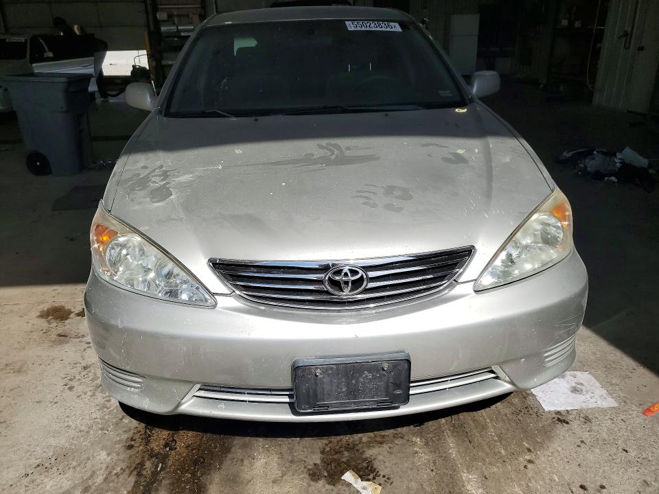 55023836 :رقم المزاد ، 4T1BE32K46U149583 vin ، 2006 Toyota Camry مزاد بيع