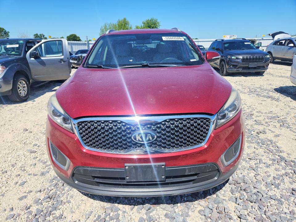 53443526 :رقم المزاد ، 5XYPGDA52HG188666 vin ، 2017 Kia Sorento مزاد بيع