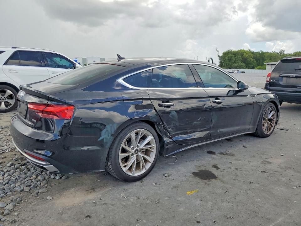 2022 Audi A5 მანქანა იყიდება აუქციონზე, vin: WAUABCF57NA010364, აუქციონის ნომერი: 53792466
