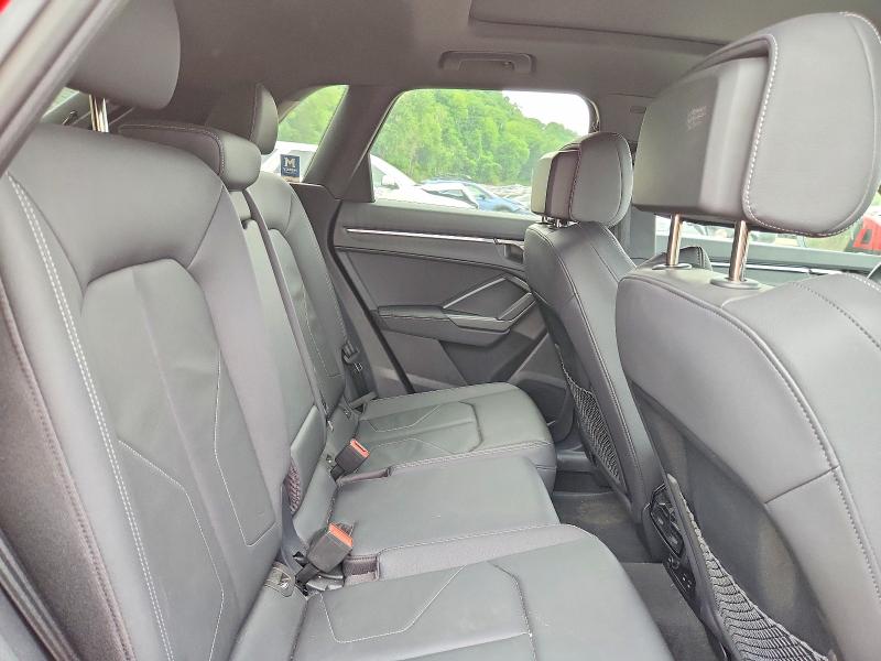 54017336 :رقم المزاد ، WA1EECF30P1050230 vin ، 2023 Audi Q3 مزاد بيع