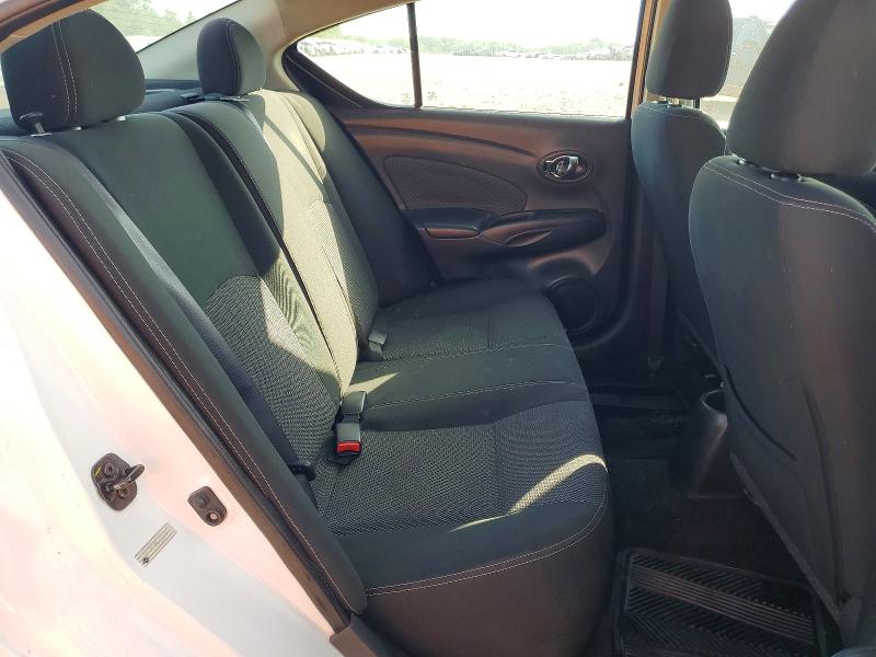 55299166 :رقم المزاد ، 3N1CN7AP8JL858150 vin ، 2018 Nissan Versa مزاد بيع