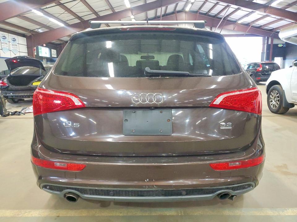 Продажа на аукционе авто 2011 Audi Q5, vin: WA1DKAFP2BA047348, номер лота: 55379216