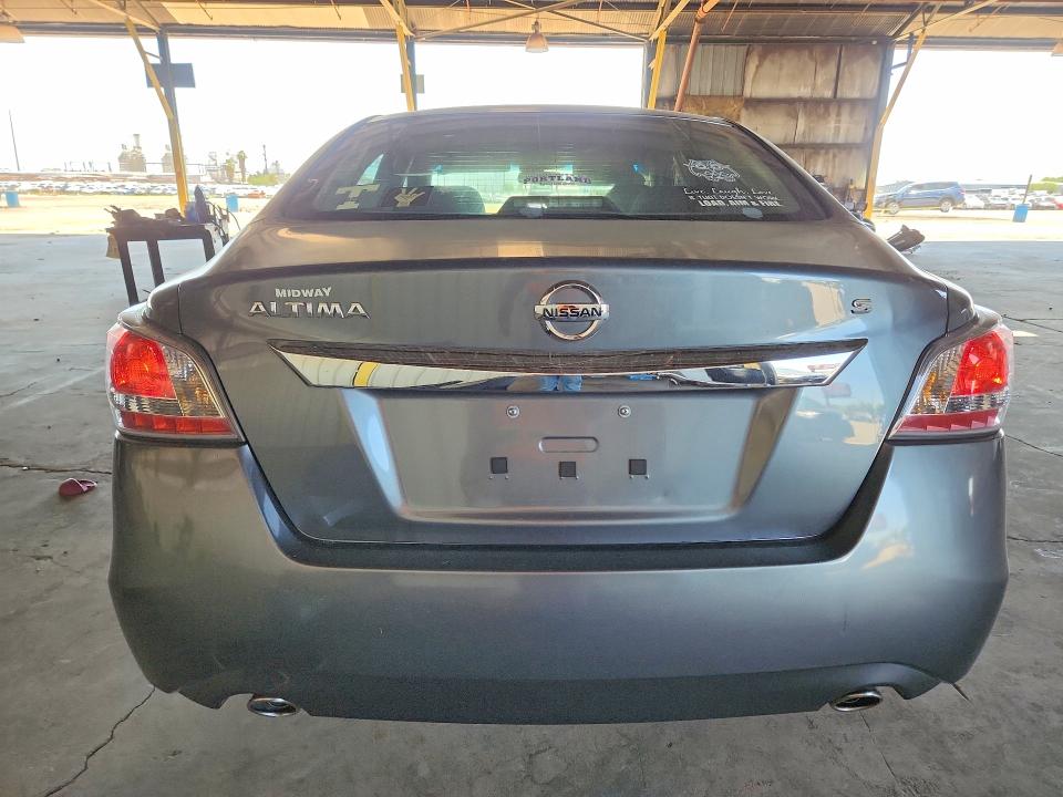 2015 Nissan Altima მანქანა იყიდება აუქციონზე, vin: 1N4AL3AP6FN899652, აუქციონის ნომერი: 55021496