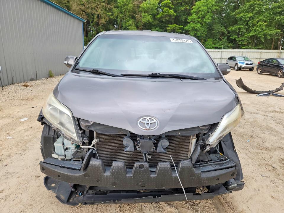 Продажа на аукционе авто 2016 Toyota Sienna, vin: 5TDYK3DC1GS765275, номер лота: 54835476