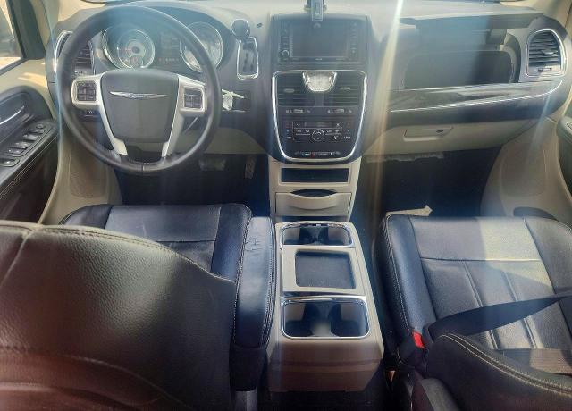Продаж на аукціоні авто 2015 Chrysler Town And Country, vin: 2C4RC1BG9ER398174, номер лоту: 52493696