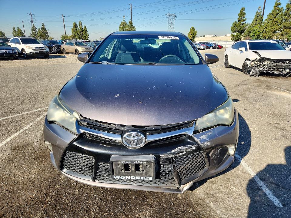 2015 Toyota Camry მანქანა იყიდება აუქციონზე, vin: 4T1BF1FK3FU062236, აუქციონის ნომერი: 52870526