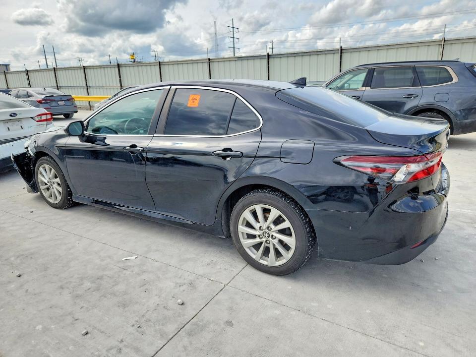 Продаж на аукціоні авто 2021 Toyota Camry, vin: 4T1C11AK2MU470671, номер лоту: 54117626