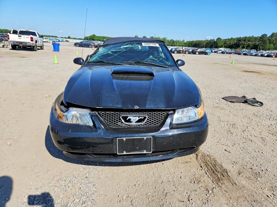 54097746 :رقم المزاد ، 1FAFP4443YF289691 vin ، 2000 Ford Mustang مزاد بيع