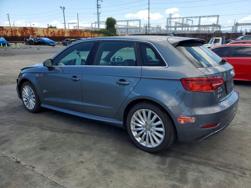55287416 :رقم المزاد ، WAUTPBFF9HA059180 vin ، 2017 Audi A3 مزاد بيع