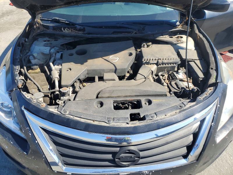 2015 Nissan Altima მანქანა იყიდება აუქციონზე, vin: 1N4AL3AP8FN867141, აუქციონის ნომერი: 53763836