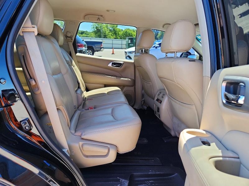 Продажа на аукционе авто 2017 Nissan Pathfinder, vin: 5N1DR2MN5HC648397, номер лота: 53318036