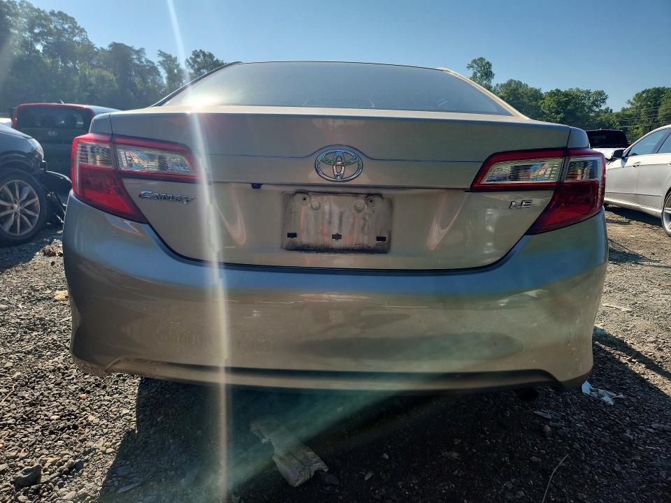 53554216 :رقم المزاد ، 4T4BF1FK8ER390255 vin ، 2014 Toyota Camry مزاد بيع