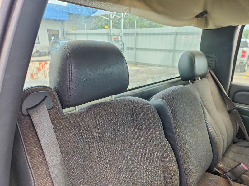 54801346 :رقم المزاد ، 1GCEC14W82Z152043 vin ، 2002 Chevrolet Silverado مزاد بيع