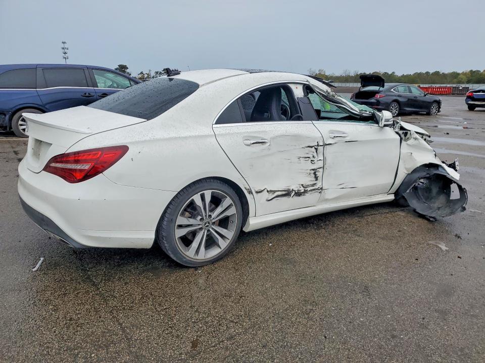 Продажа на аукционе авто 2019 Mercedes-benz Cla, vin: WDDSJ4EB8KN744819, номер лота: 51810566