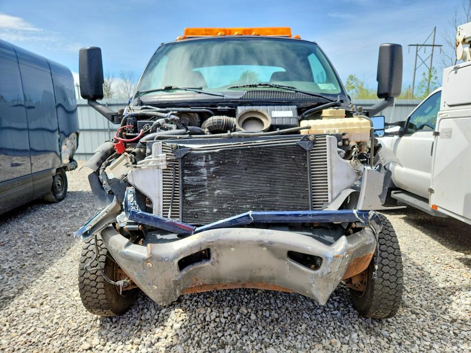 53506006 :رقم المزاد ، 1GBE4C3948F410318 vin ، 2008 Chevrolet C4500 مزاد بيع