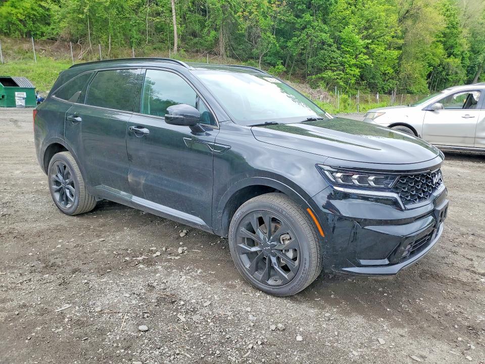 53972326 :رقم المزاد ، 5XYRKDLF1NG115846 vin ، 2022 Kia Sorento مزاد بيع