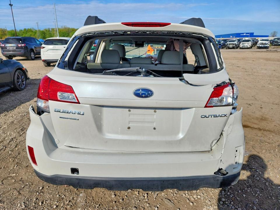 2011 Subaru Outback მანქანა იყიდება აუქციონზე, vin: 4S4BRCCC8B3375914, აუქციონის ნომერი: 53903276