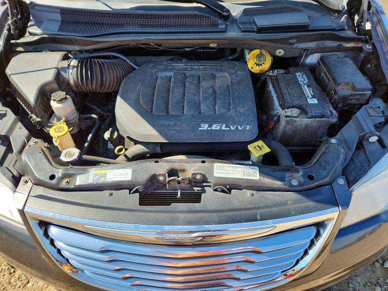 2015 Chrysler Town & Country მანქანა იყიდება აუქციონზე, vin: 2C4RC1GG2FR506225, აუქციონის ნომერი: 52168706