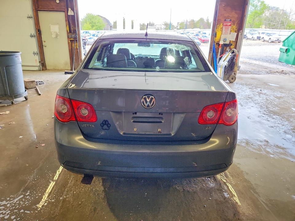 2007 Volkswagen Jetta მანქანა იყიდება აუქციონზე, vin: 3VWEF71K07M065786, აუქციონის ნომერი: 52137546