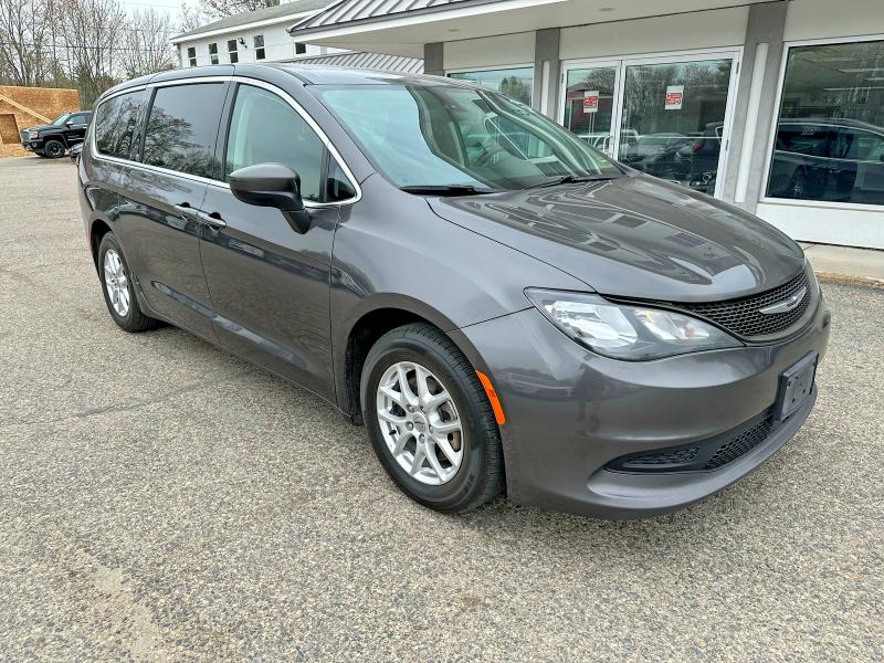 2022 Chrysler Voyager მანქანა იყიდება აუქციონზე, vin: 2C4RC1CGXNR105042, აუქციონის ნომერი: 52889566