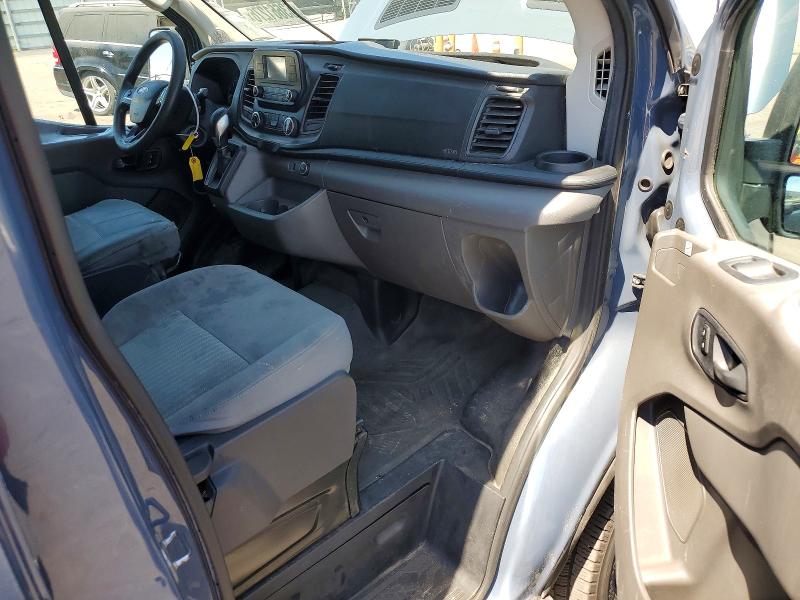 53661276 :رقم المزاد ، 1FTBR3X8XLKA72487 vin ، 2020 Ford Transit مزاد بيع