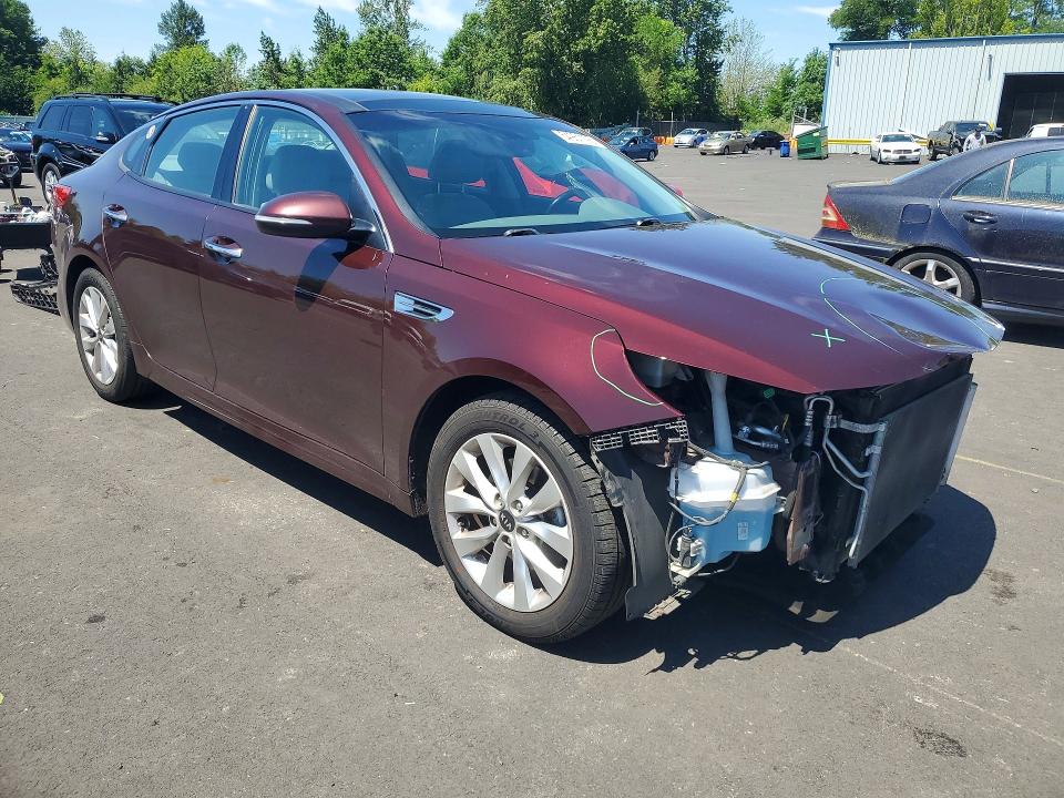 2017 Kia Optima მანქანა იყიდება აუქციონზე, vin: 5XXGU4L3XHG150143, აუქციონის ნომერი: 54961196