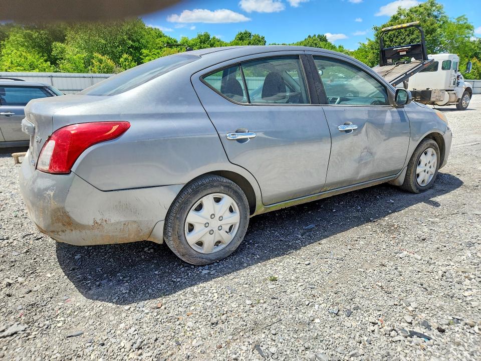 52893616 :رقم المزاد ، 3N1CN7AP7CL890283 vin ، 2012 Nissan Versa مزاد بيع
