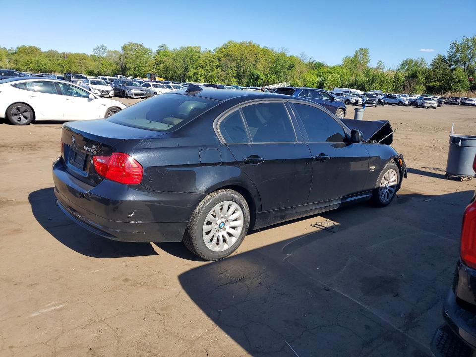 52823586 :رقم المزاد ، WBAPK53599A645585 vin ، 2009 Bmw 328 مزاد بيع
