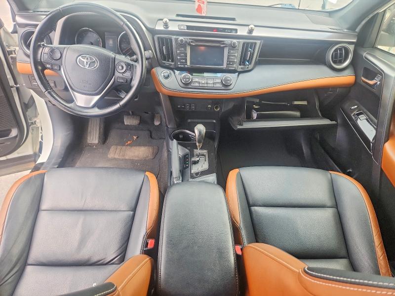 55213786 :رقم المزاد ، JTMNFREV4JJ164814 vin ، 2018 Toyota Rav4 مزاد بيع