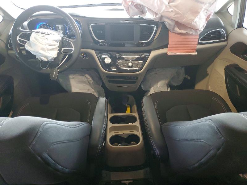55372356 :رقم المزاد ، 2C4RC1CG7NR211609 vin ، 2022 Chrysler Voyager مزاد بيع