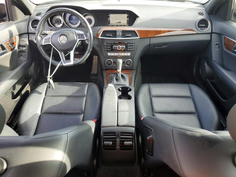 2014 Mercedes-benz C მანქანა იყიდება აუქციონზე, vin: WDDGF8ABXEA945167, აუქციონის ნომერი: 54890376