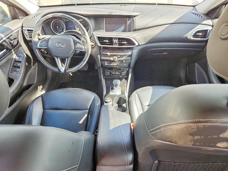 51873386 :رقم المزاد ، SJKCH5CR4HA026567 vin ، 2017 Infiniti Qx30 مزاد بيع