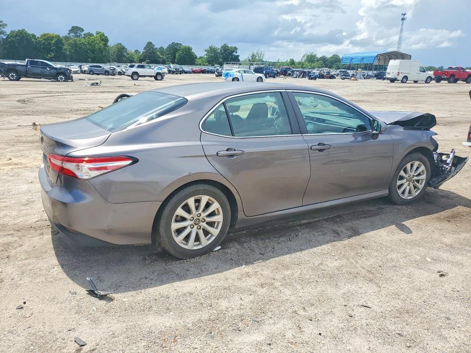 2018 Toyota Camry მანქანა იყიდება აუქციონზე, vin: 4T1B11HK7JU109661, აუქციონის ნომერი: 54772796