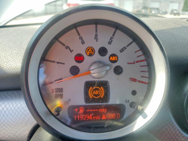 54226106 :رقم المزاد ، WMWMM33529TP93650 vin ، 2009 Mini Cooper مزاد بيع