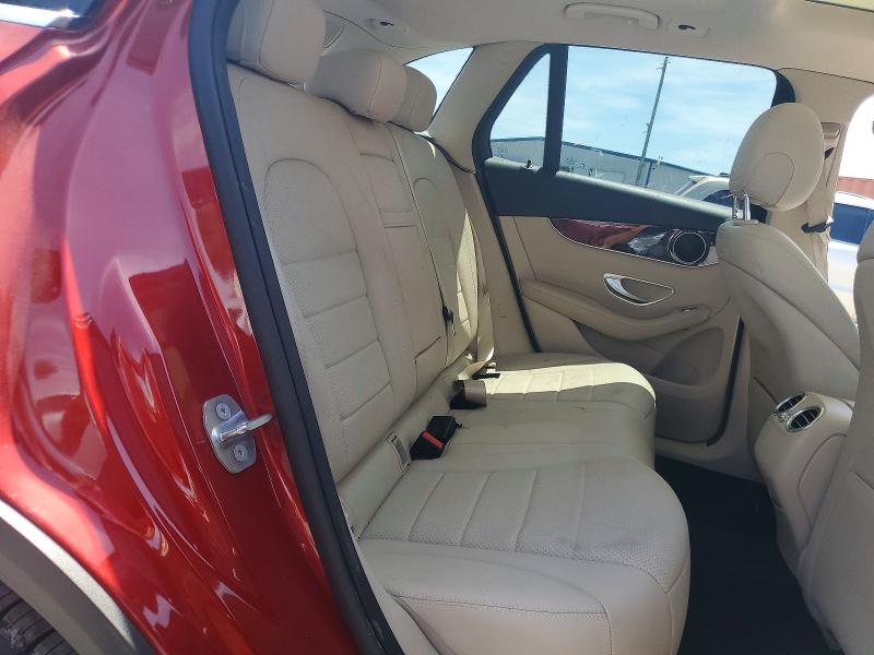 52319686 :رقم المزاد ، WDC0G4JB2KF635170 vin ، 2019 Mercedes-benz Glc مزاد بيع