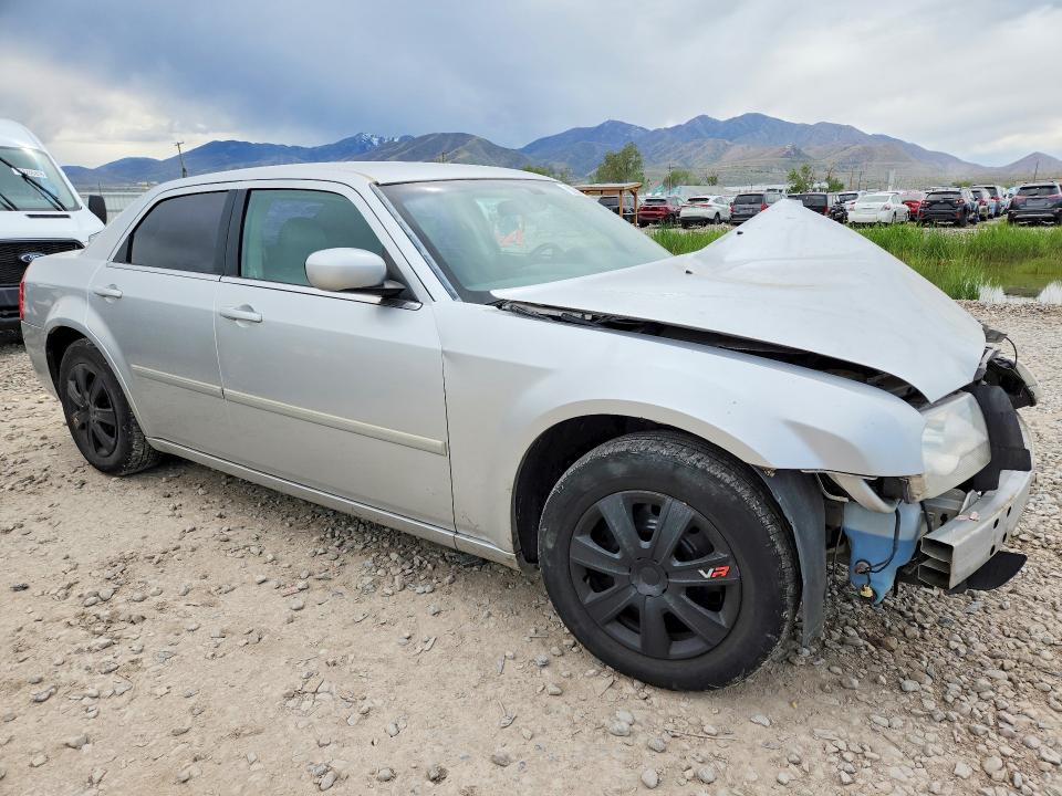 2007 Chrysler 300 მანქანა იყიდება აუქციონზე, vin: 2C3KA53G57H763668, აუქციონის ნომერი: 52247636