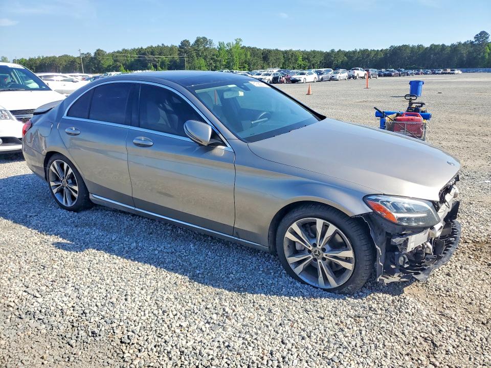 51880976 :رقم المزاد ، W1KWF8DB8LR601004 vin ، 2020 Mercedes-benz C مزاد بيع