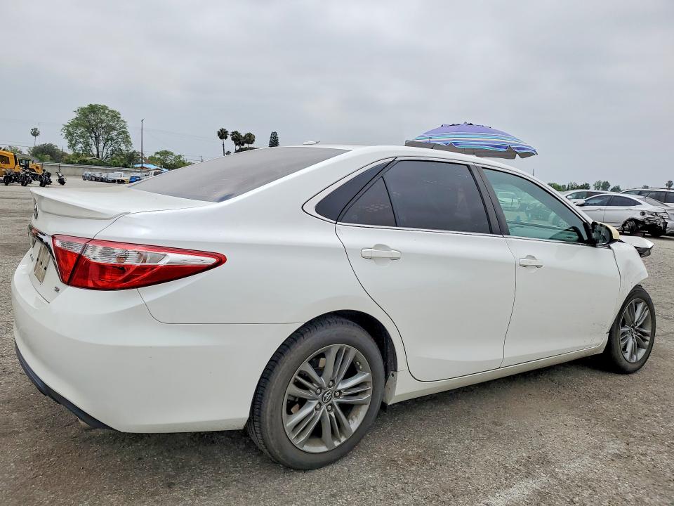 Продаж на аукціоні авто 2017 Toyota Camry, vin: 4T1BF1FK2HU329613, номер лоту: 53303346