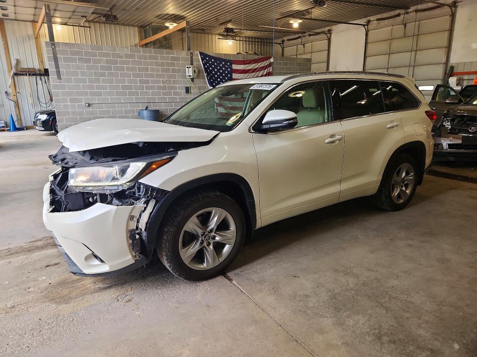 2017 Toyota Highlander მანქანა იყიდება აუქციონზე, vin: 5TDDZRFH0HS398666, აუქციონის ნომერი: 51997376