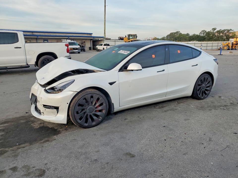 2021 Tesla Model 3 მანქანა იყიდება აუქციონზე, vin: 5YJ3E1EC6MF044809, აუქციონის ნომერი: 52576486